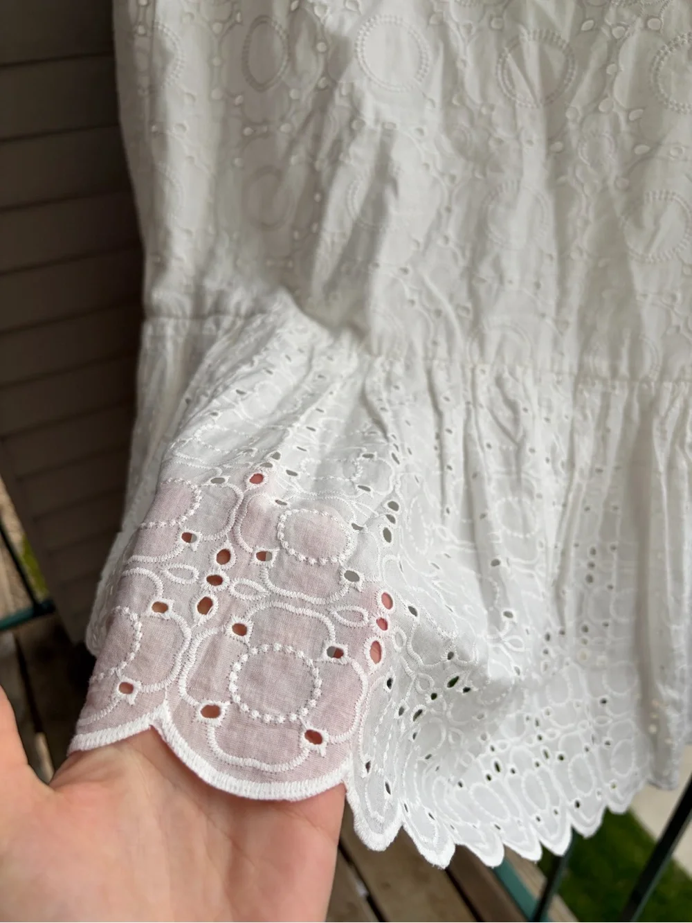 🆕🤍Antonio Melani White Eyelet Lace Dress Size 6 Boho Cottagecore Front Mini - Picture 13 of 17